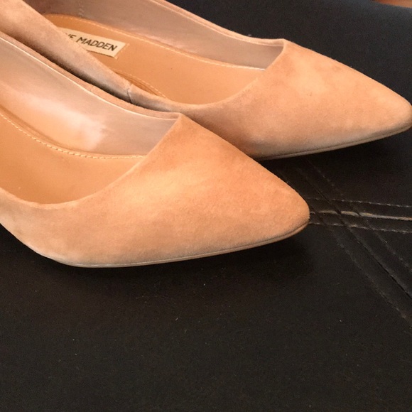 Steve Madden low heels - Picture 2 of 4